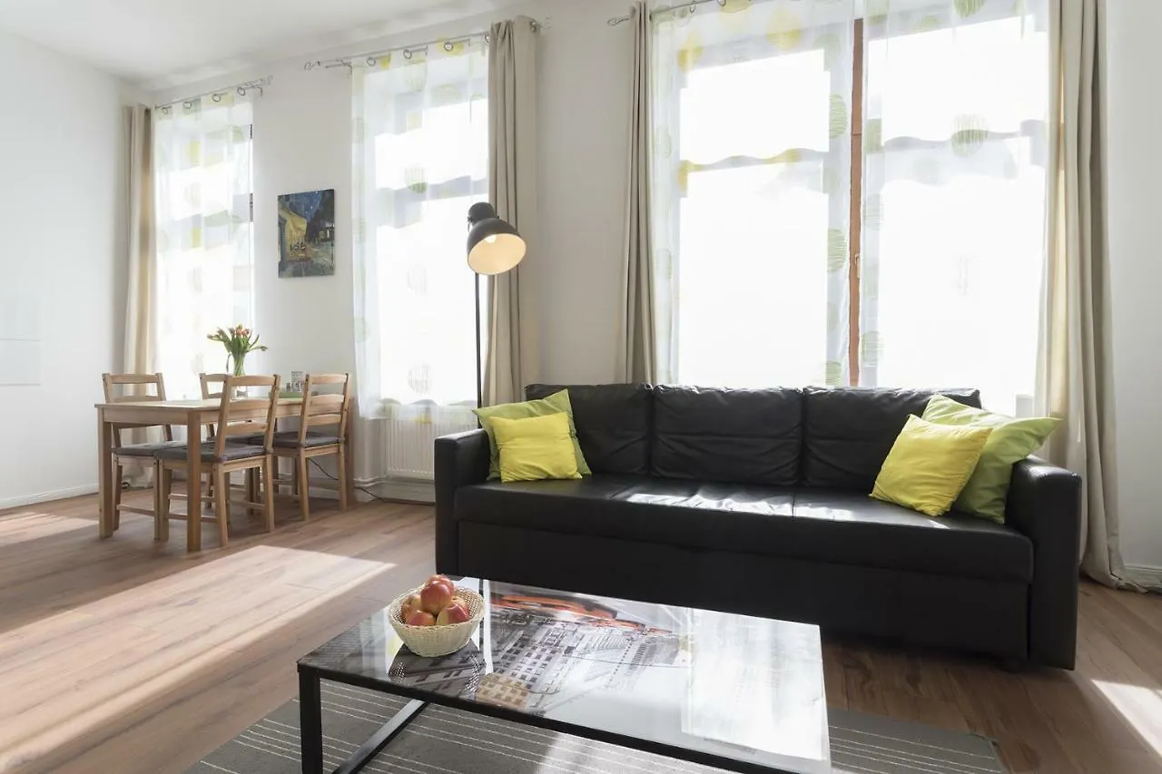 Studio Apartment Niemetzstr 51 Berlin