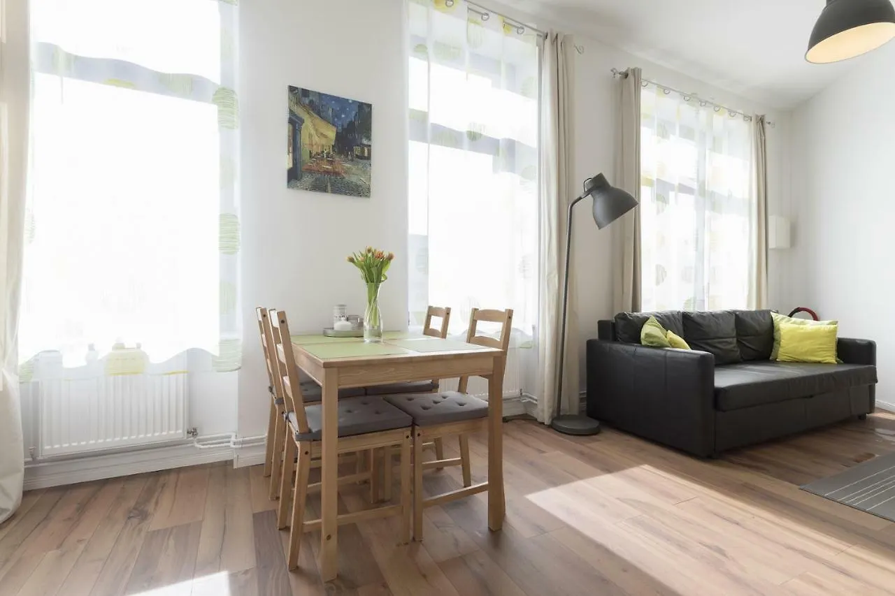 Studio Apartment Niemetzstr 51 Berlin